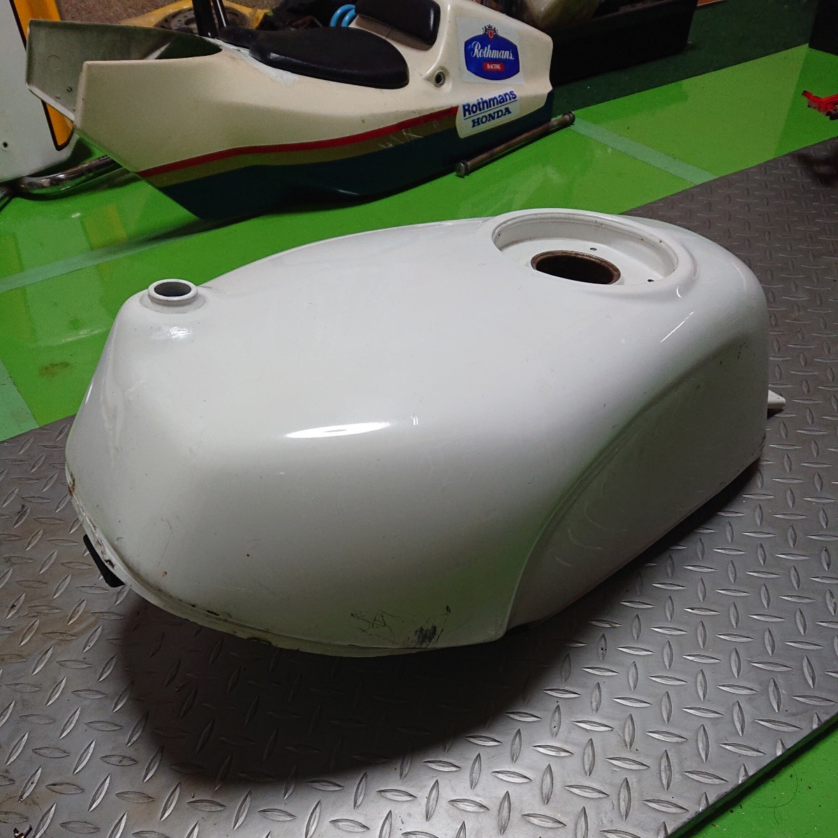 gpz400f GPZ400F⁄F2用 ハネタイプテールカウル！新品 公式