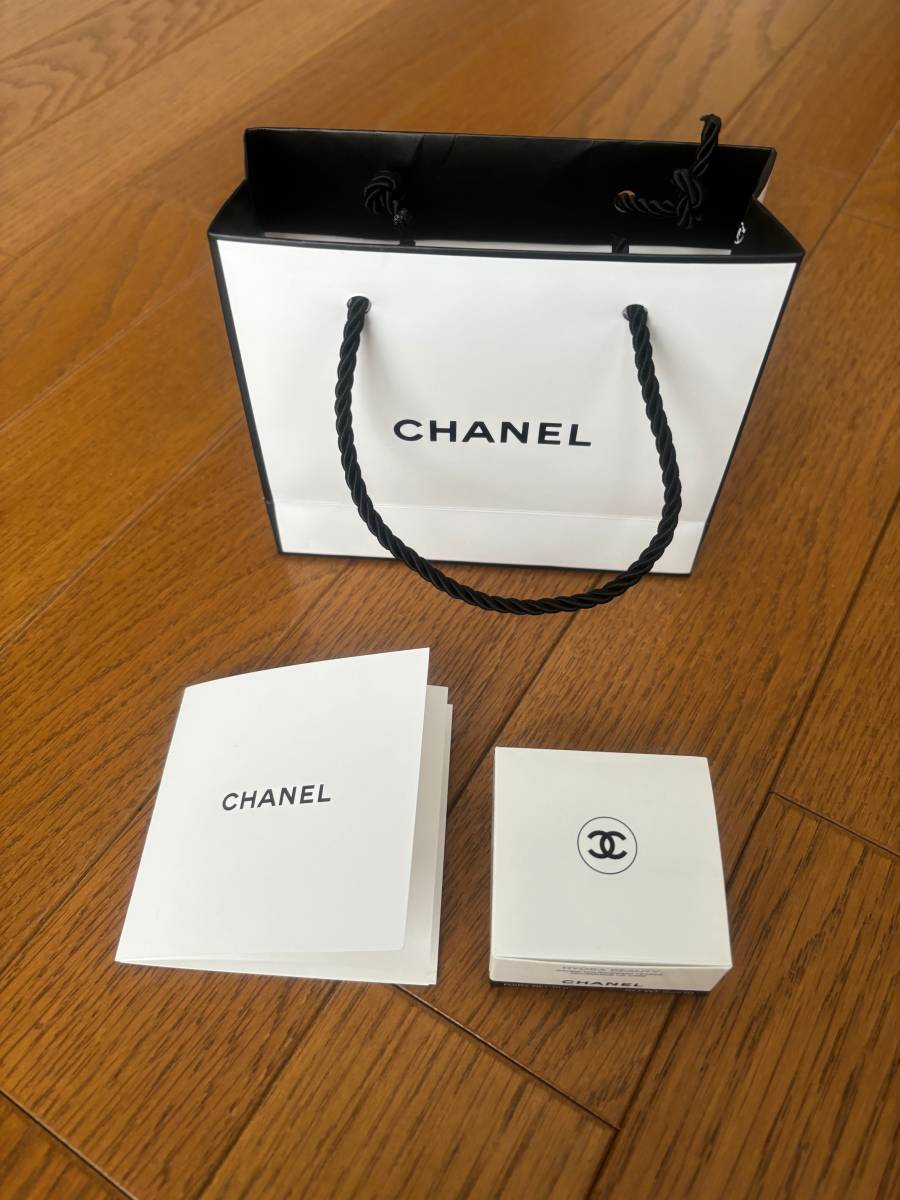高品質 CHANEL イドゥラ ビューティリップバーム(リップグロス)｜売買されたオークション情報、yahooの商品情報をアーカイブ公開 - オークファン リップグロス