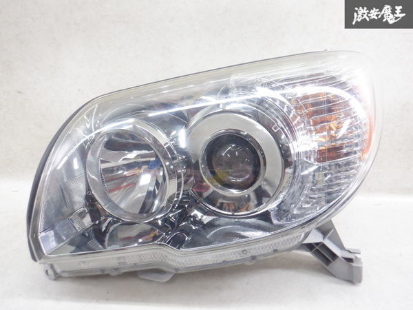 トヨタ純正 TRN210W TRN215W ハイラックスサーフ 後期 ハロゲン ヘッド