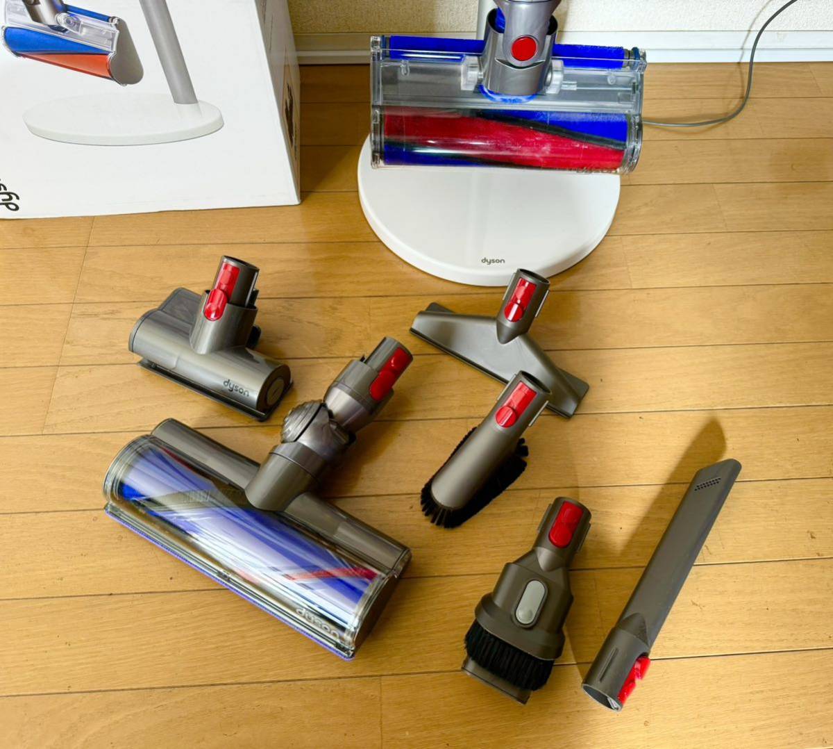 Dyson v11 absoluteproダイソン コードレスクリーナー アブソリュート 