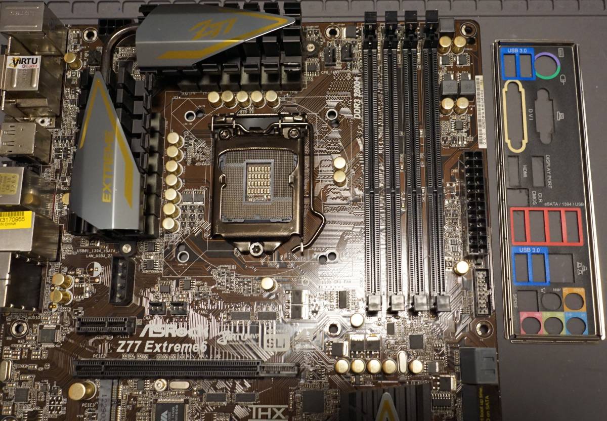 【動作確認済】ASRock Z77 Etreme6 LGA1155 IOパネル付属　①