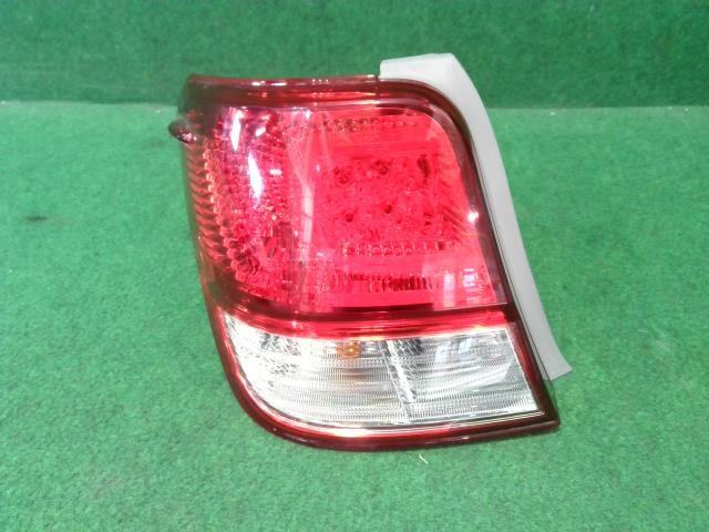 カローラアクシオ DBA-NZE161 左　テール　ランプ 040