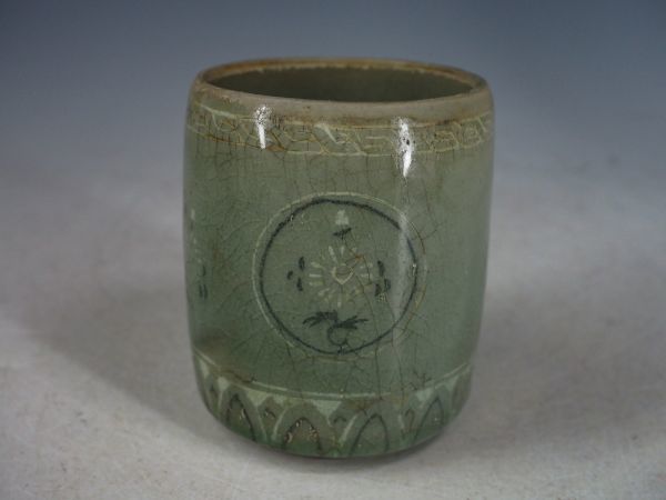 李朝 高麗 コレクター品] 青磁 象嵌 花草紋 碗 箱付 白磁 朝鮮 韓国12137
