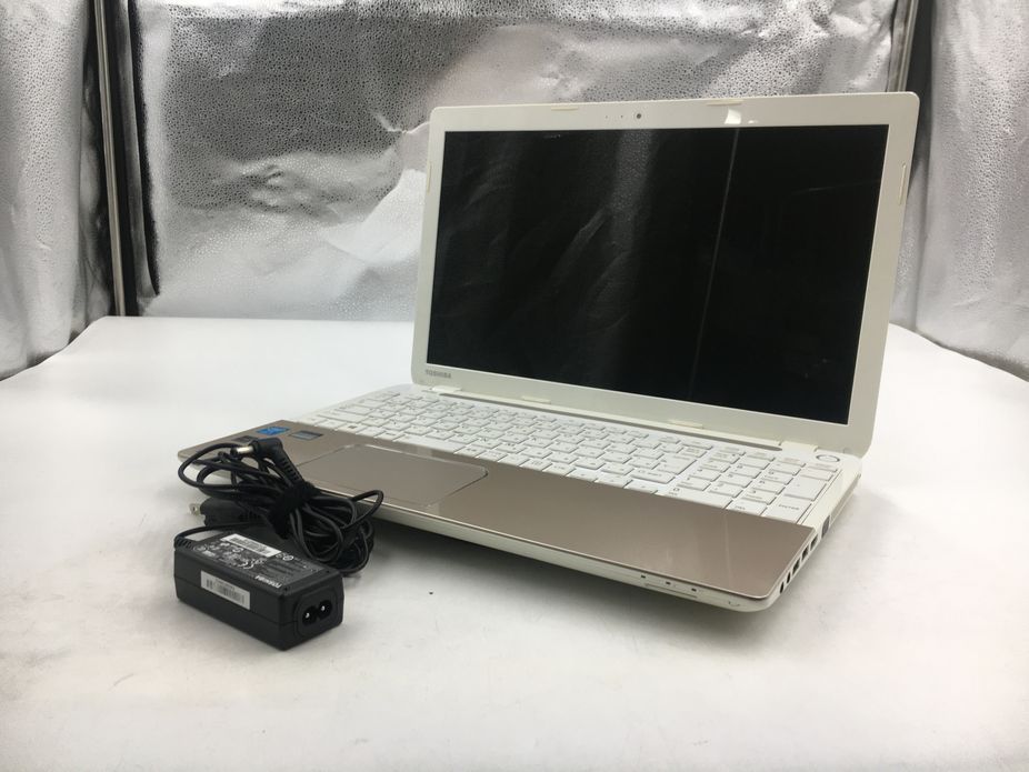 TOSHIBA/ノート/HDD 750GB/第4世代Core i5/メモリ4GB/4GB/WEBカメラ有/OS無