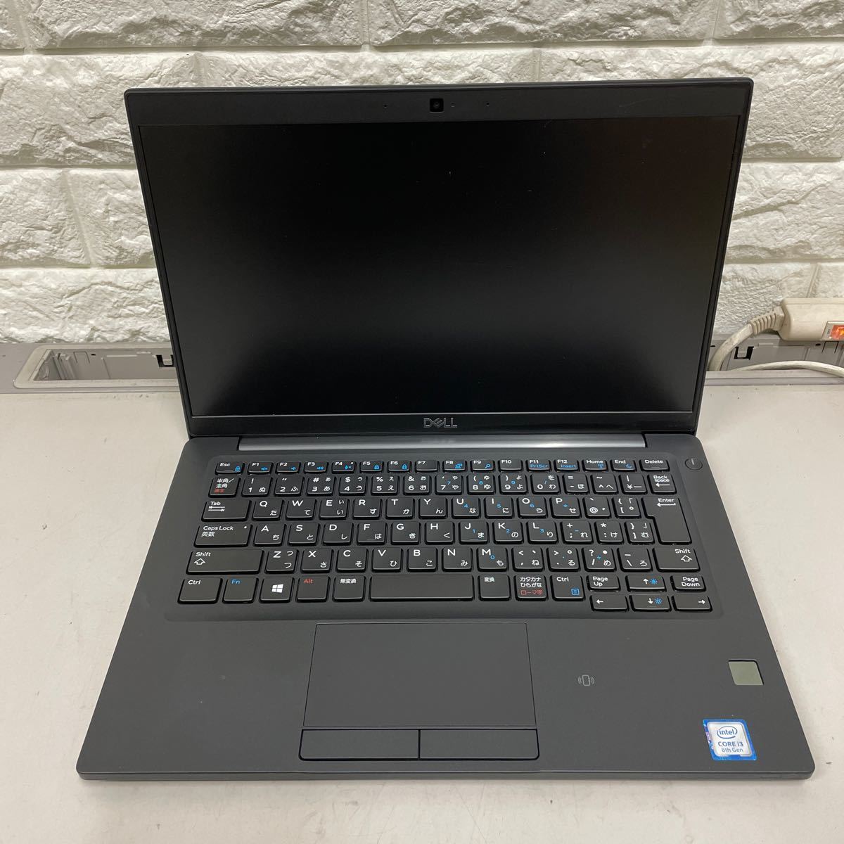 ア81 DELL Latitude 7390 P28S Core i3 8130U メモリ8GB