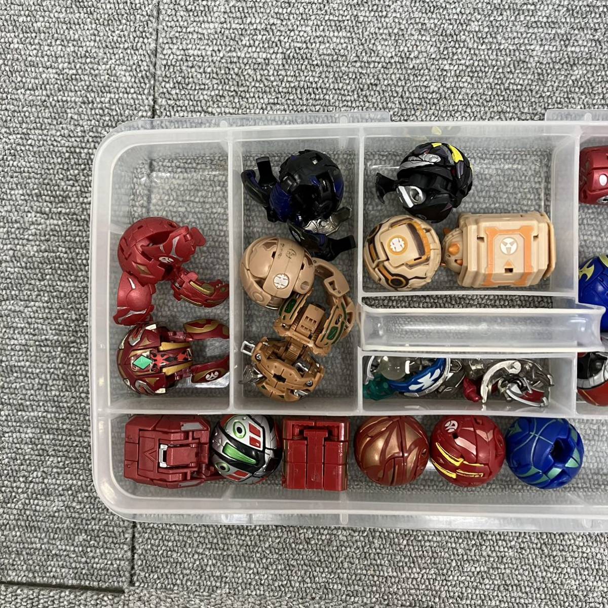 爆丸 まとめ売り 140個ほど 完全現状品) セガトイズ 爆丸 BAKUGAN