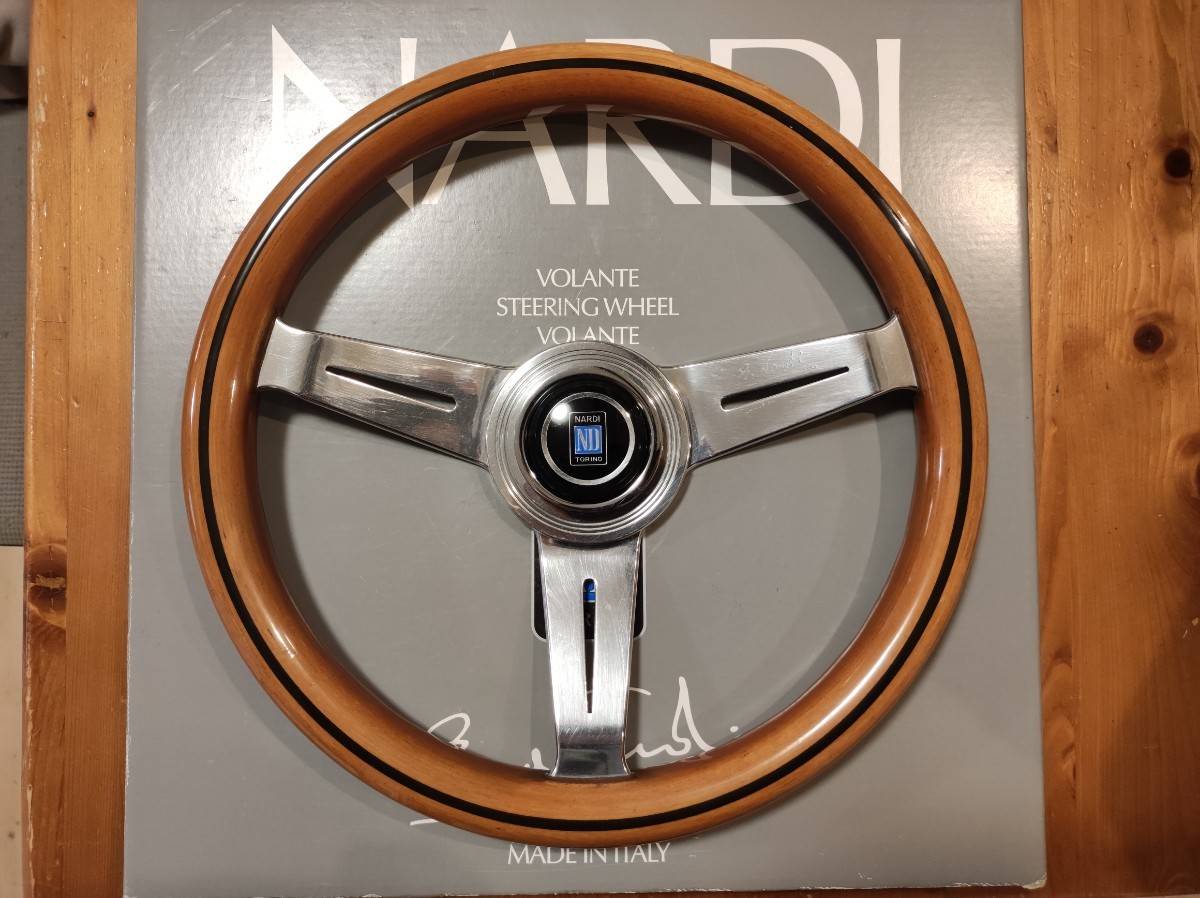 小径 ナルディ NARDI クラシック ウッド ステアリング 33パイ リング