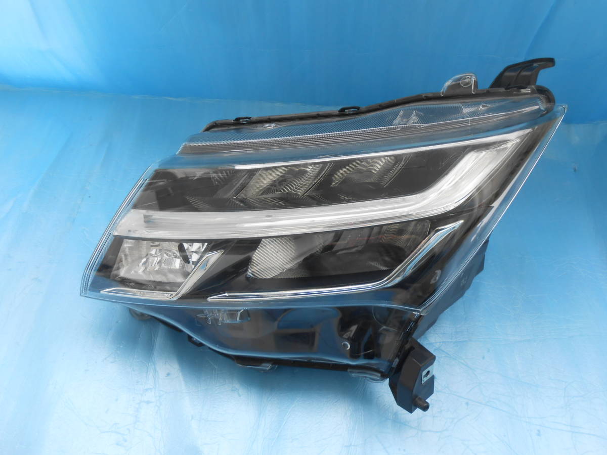 ☆トヨタ・タンク？・ルーミー？ 左ヘッドライト ・ユニット☆_1