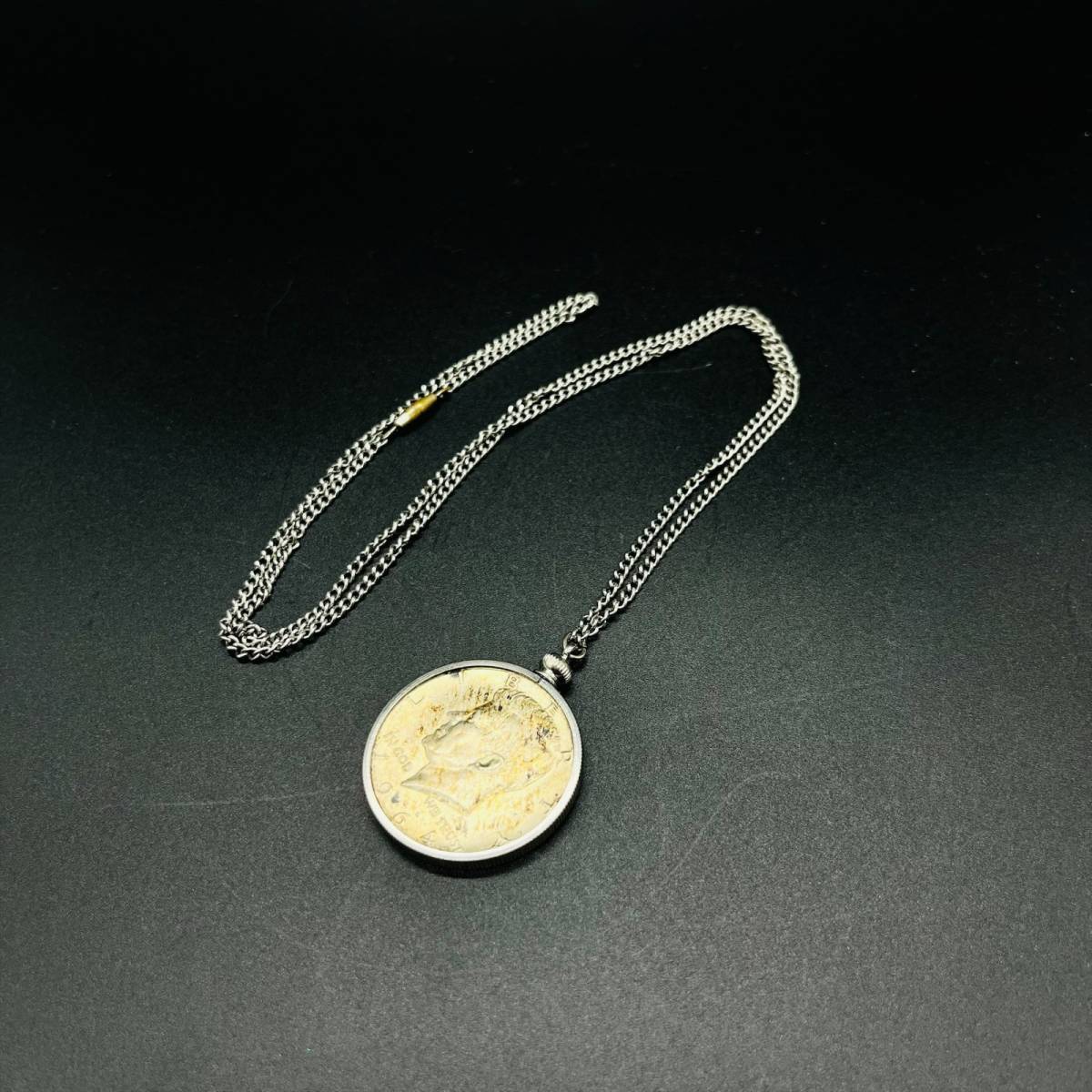 銀貨 1964年 アメリカ LIBERTY リバティコイン ペンダント AMERICA 