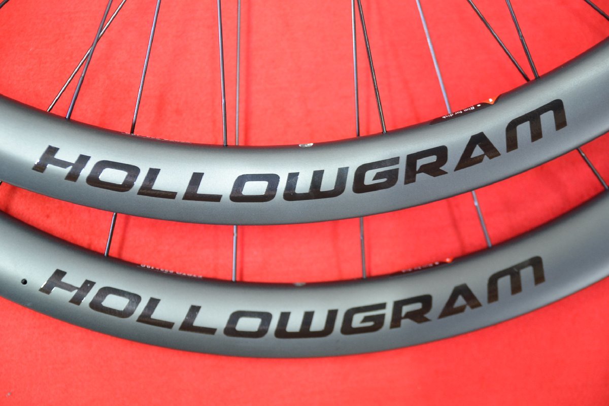 新品☆CANNONDALE◇HOLLOWGRAM 35 CARBON DISK☆キャノンデール