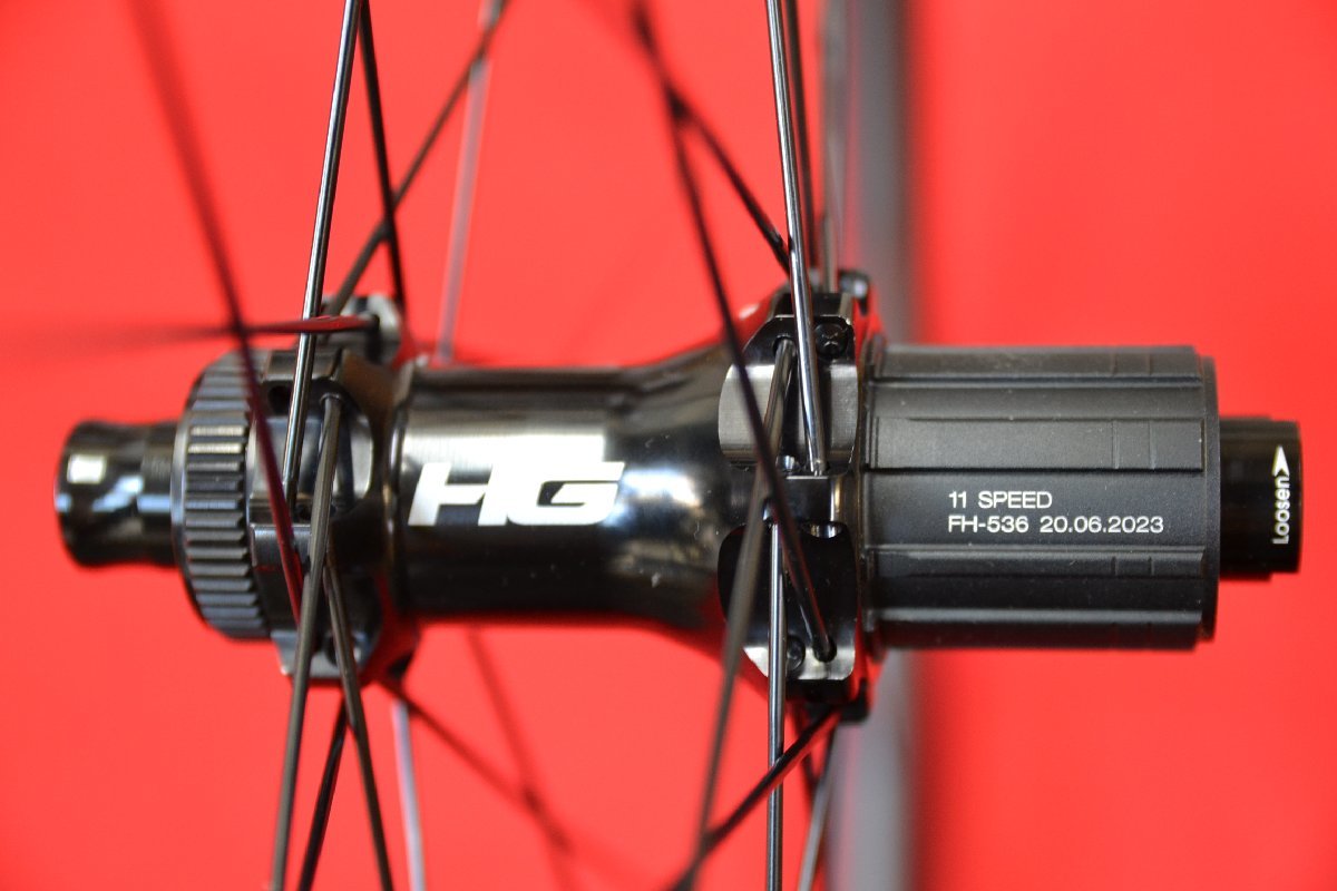 新品☆CANNONDALE◇HOLLOWGRAM 35 CARBON DISK☆キャノンデール