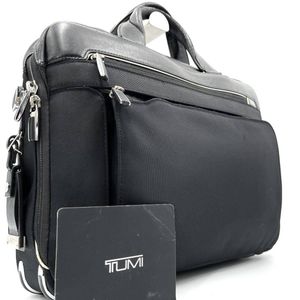 TUMI ARRIVE 255001「ハミルトン」スリム・ブリーフ
