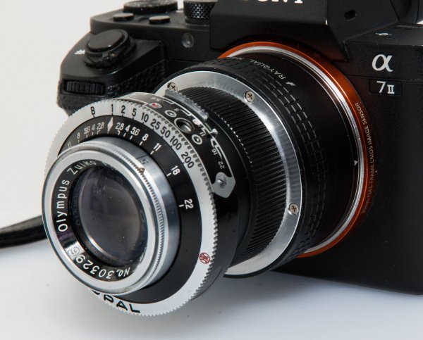 中判レンズ Zuiko F2.8/75mm 【Olympus Six】をM42マウントレンズに