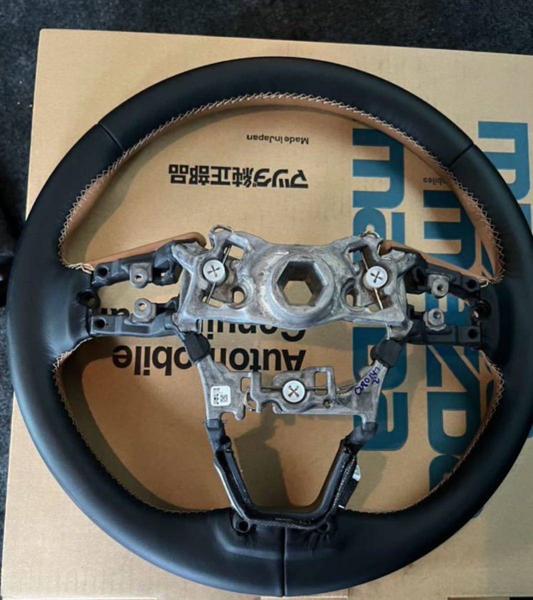 【新品】cx-60 タン ステアリング 純正 マツダ MAZDA_2