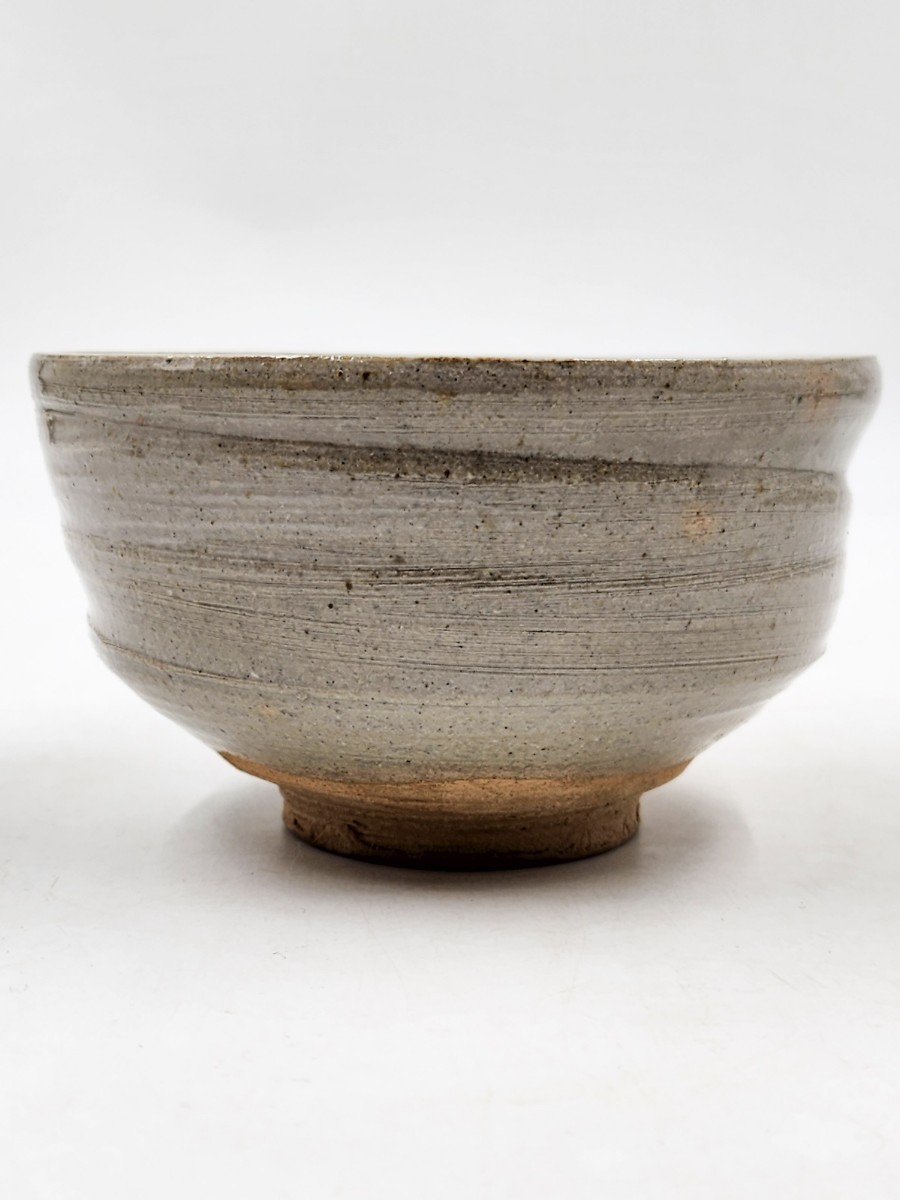 ＜茶道具＞ 出雲 【九代 長岡住右衛門(空味)】 『楽山焼 刷毛目 茶碗』 在印 桐共箱 真作保証 島根県 松江_6