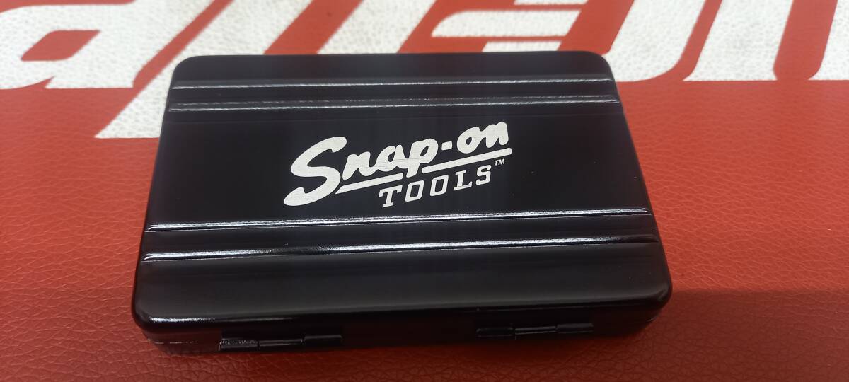 ☆新品 Snap-on スナップオン アルミ製 スーツケース型 カード