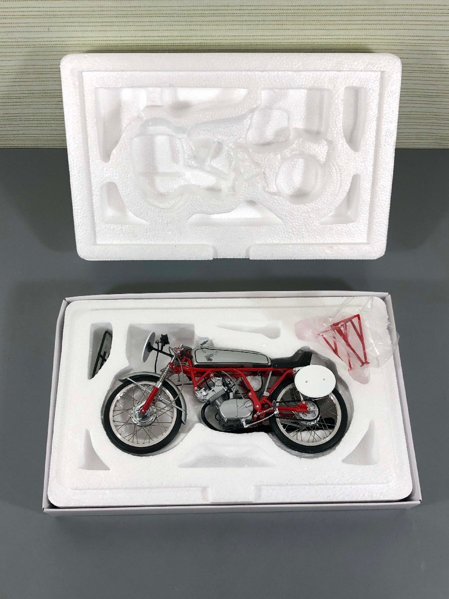 1/10完成品エブロホンダCR110R1962 1/10完成品エブロ