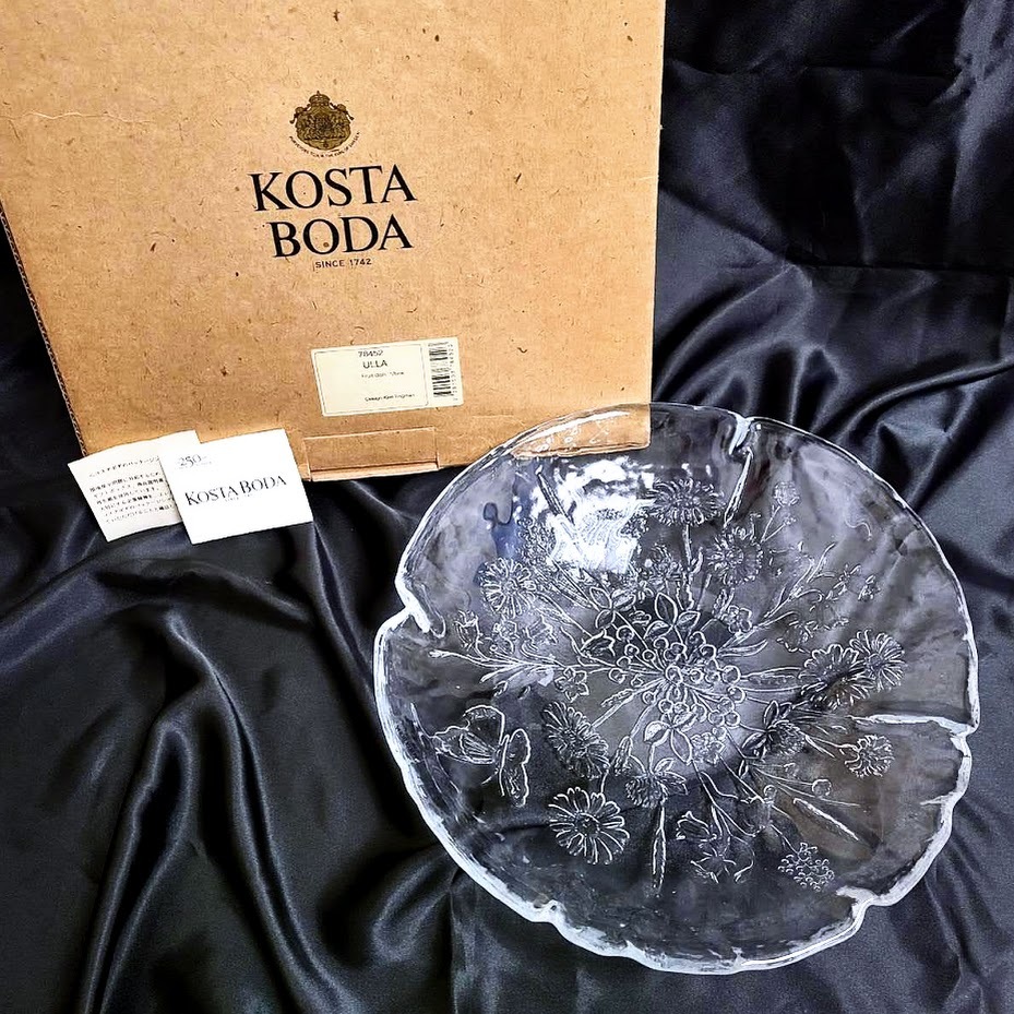18647 KOSTA BODA コスタボダ ULLA ウラ クリスタル ガラスプレート