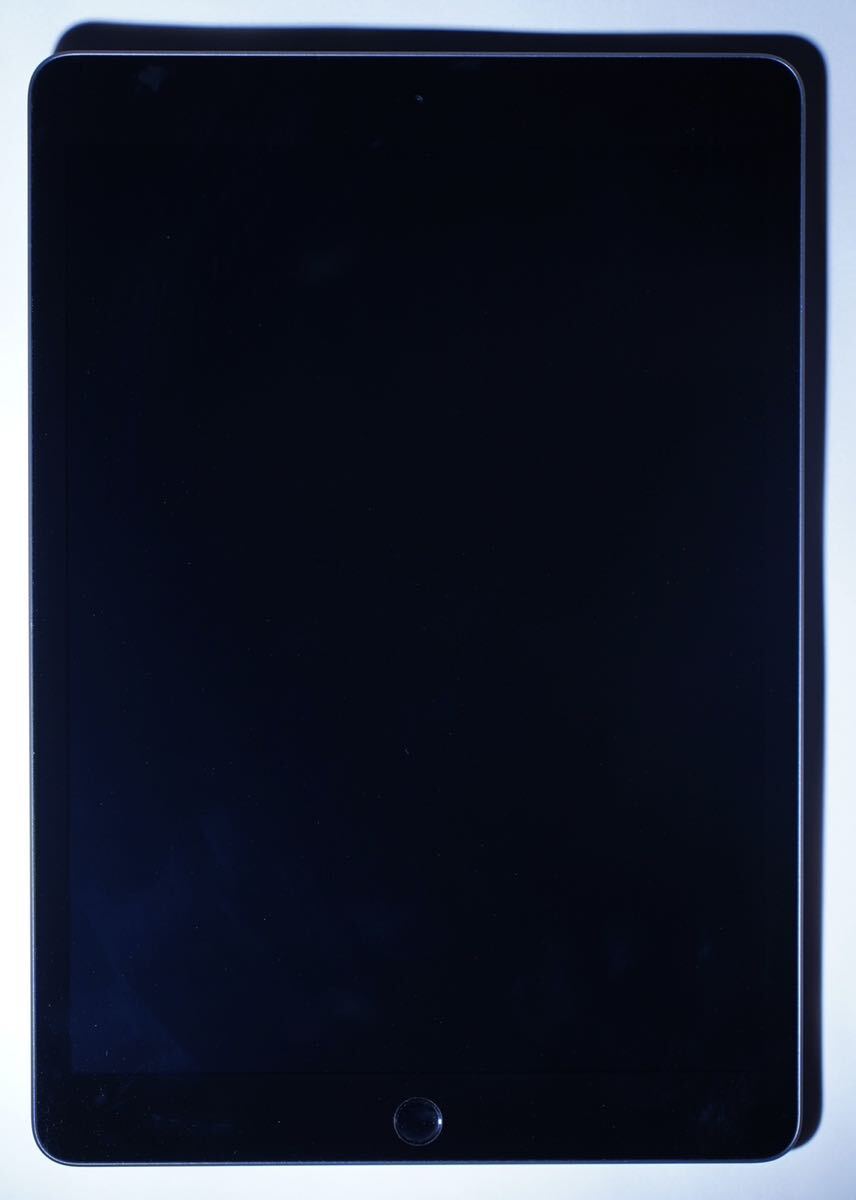 【中古】Apple iPad 第7世代 Wi-Fiモデル 32GB A2197 MW742/J スペースグレイ_1