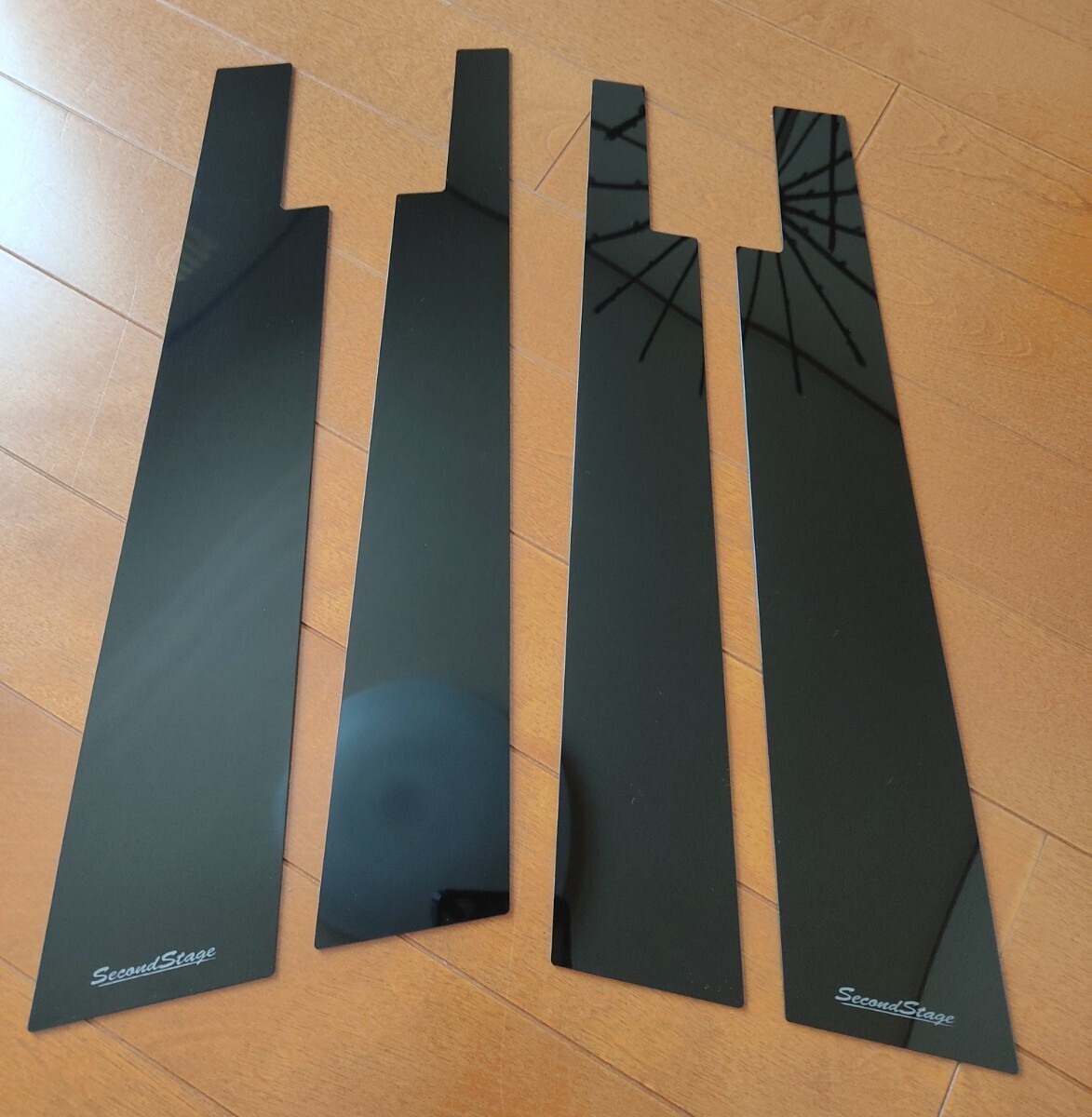 送料無料，限定SALE HONDA ヴェゼル RU系 後期型 セカンドステージのリアドアとリアドアノブ ガーニッシュのピアノブラックのセット(その他)｜売買されたオークション情報、yahooの商品情報をアーカイブ公開 - オ ホンダ用