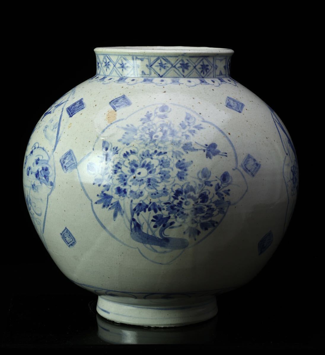 李朝青花壺 銘「秀定」　花瓶　朝鮮美術　青花　染付　骨董品　美術品 朝鮮美術 花瓶 壺 染付 花器 壷 飾壺 花入 李朝 韓国 青磁 白磁 青(李