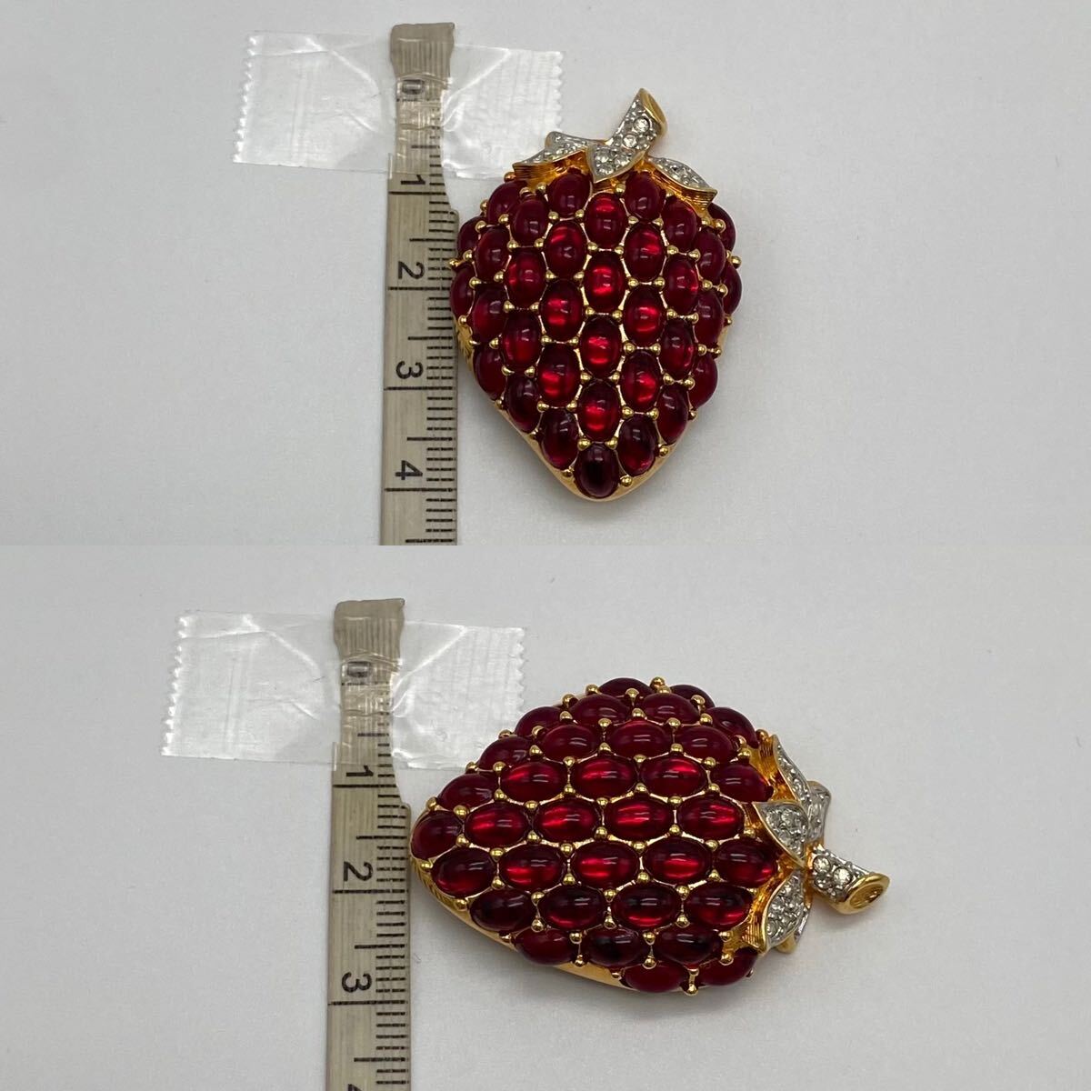 SWAROVSKI スワロフスキー ブローチ イチゴ ラインストーン カラー