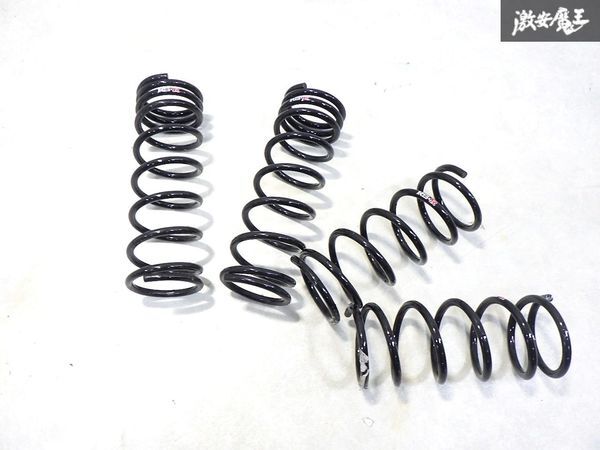 美品！即納 RS-R RSR ダウンサス LA100S LA150S ムーヴ ムーブ スプリング サスペンション バネ コイル ダウンサス RSR LA100S RS-Rダウン D200D 0