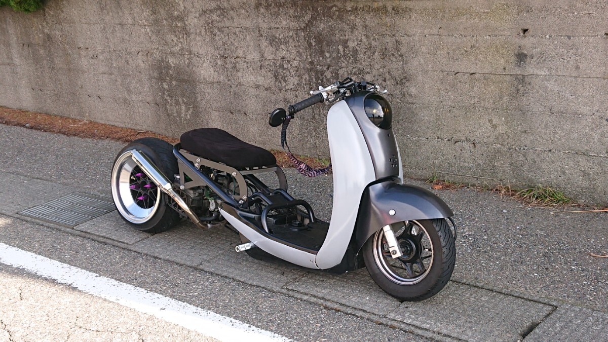 石川発 HONDA スクーピー ロンホイ ビッグキャブ カスタム ズーマー USDM metruck 太足 ホンダ スクーター(50cc以下 ...