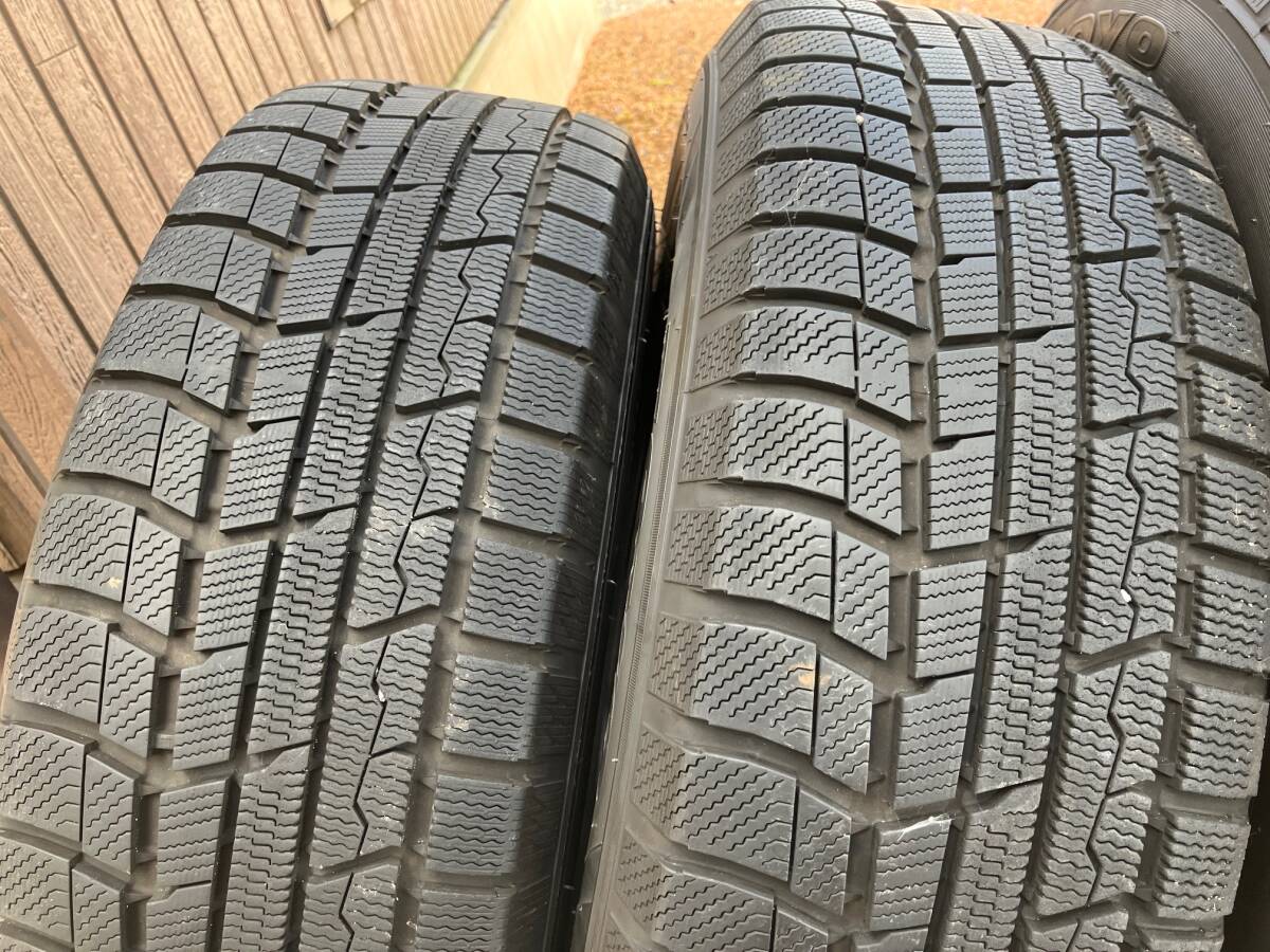 ハイエース スタッドレスタイヤ 215/65R16 デイトナ スチール 