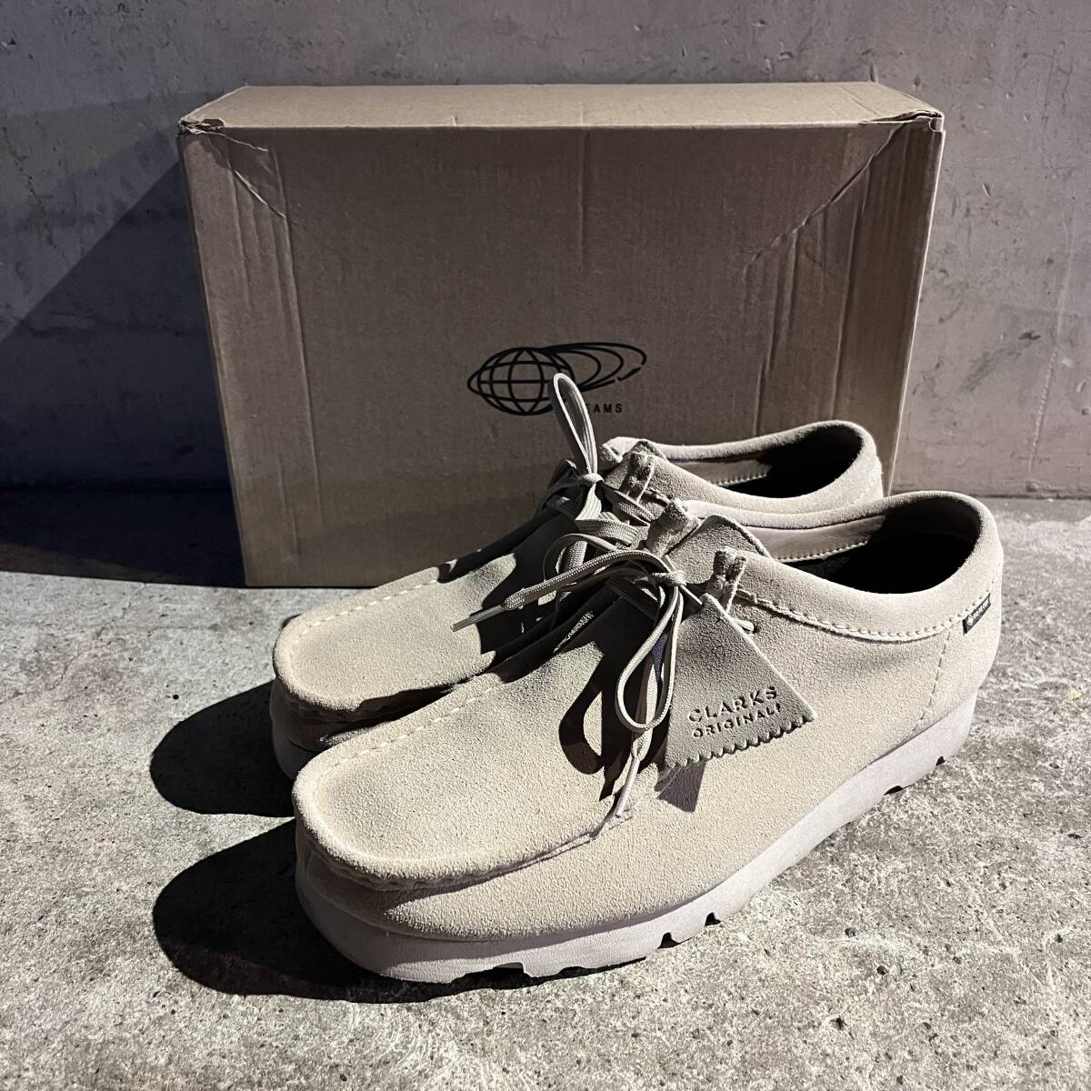 clarks × BEAMS ワラビー　スエード　GORE-TEX CLARKS BEAMS 別注 Wallabee GTX Sand Suede クラークス ビームス