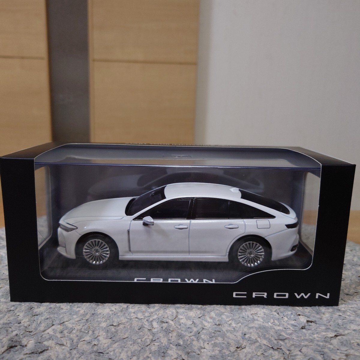 クラウン CROWN 1/30 カラーサンプル TOYOTA ディーラー ミニカー 1:30
