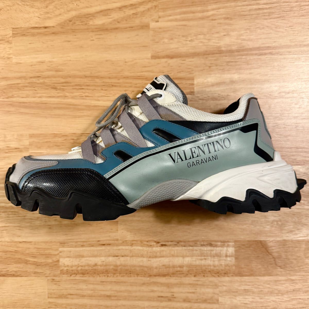VALENTINO GARAVANI ヴァレンチノガラヴァーニ メッシュ切替 ロゴ