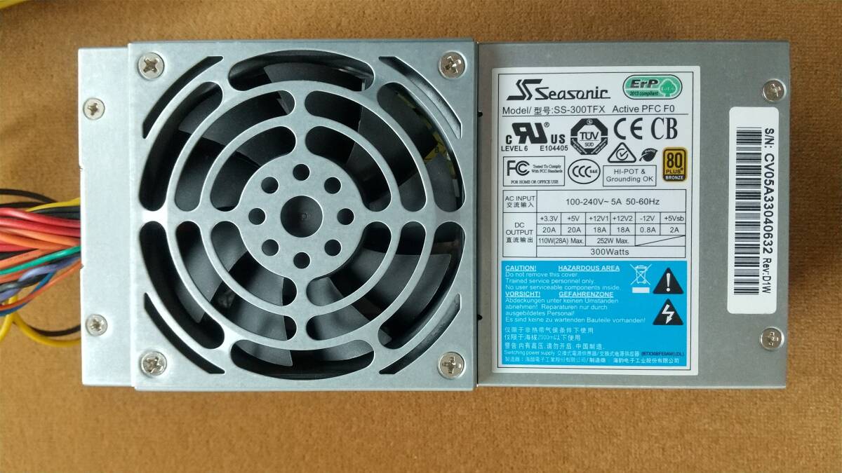 （送料込）PFC　300W電源　M-ATX用 TFX電源　Seasonic　SS-300TFX　 SATA 24ピン_3