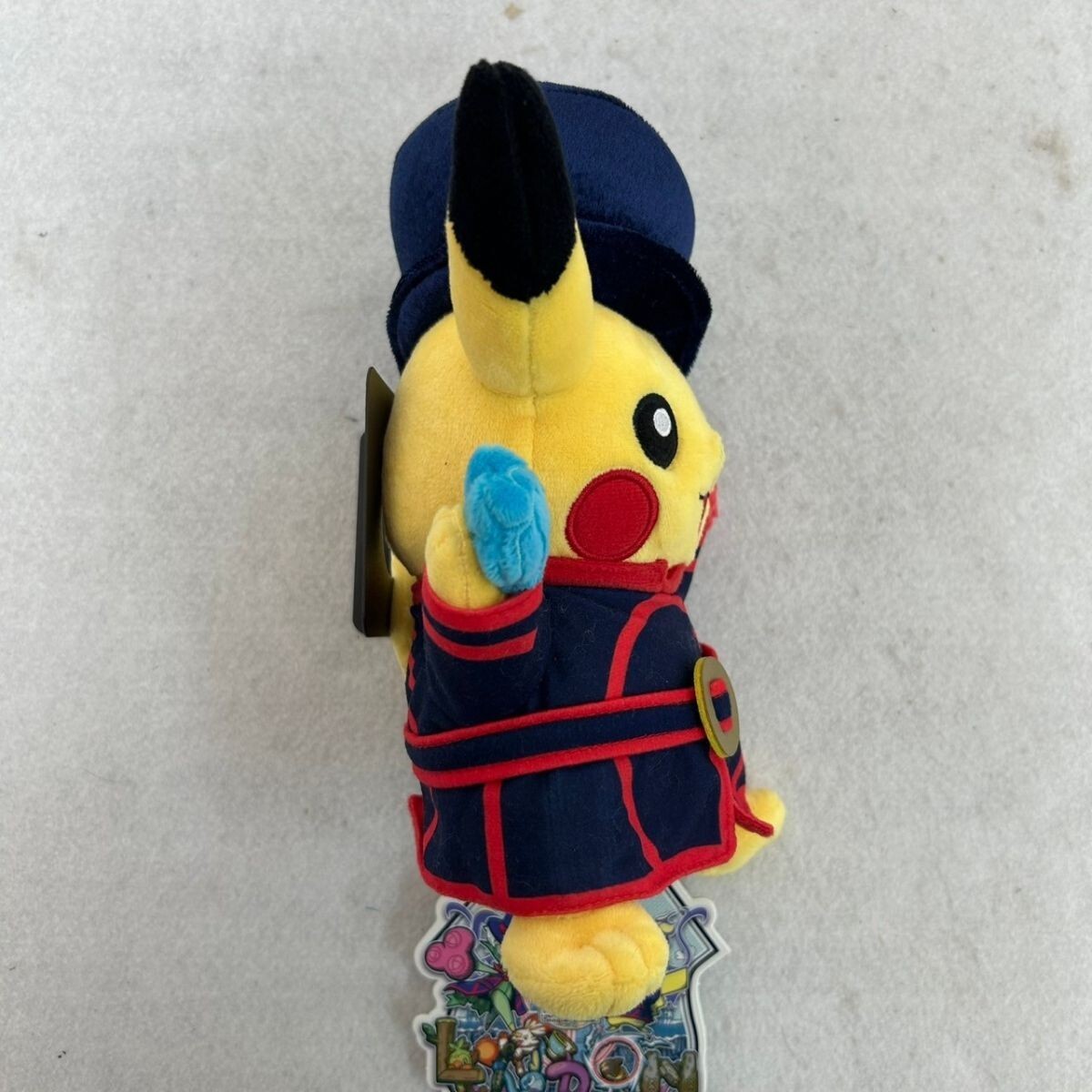 M428-O61-621 ポケモン WCS 2022 ロンドン ピカチュウ ぬいぐるみ タグ