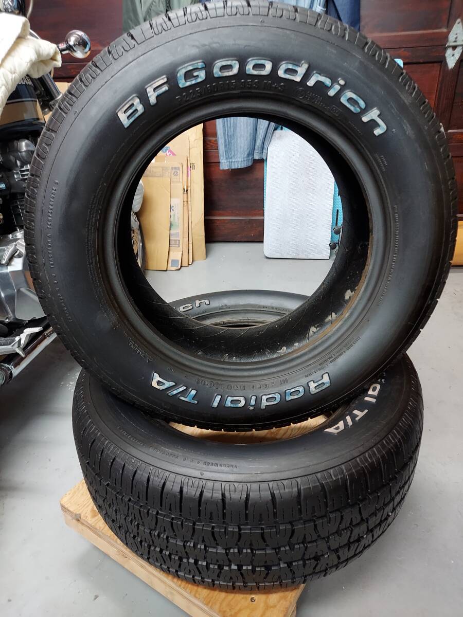 ★美品　中古　BF GOODRICH 225/60/15　グッドリッチ　ホワイトレター　バリ山　室内保管　2本セット Tires BFGoodrich 225&frasl;60&frasl;15 Letter T&frasl;Aグッドリッチ 255&frasl;60R15