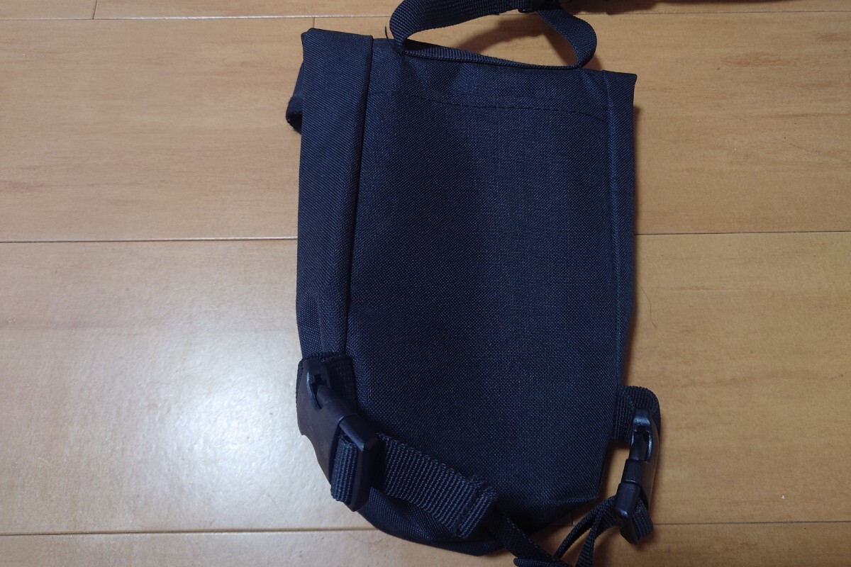 コミネ　防水レッグバッグ_2