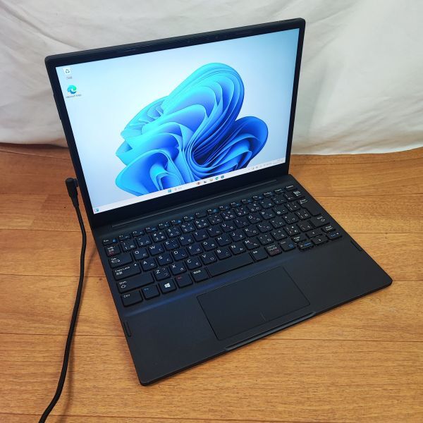 パソコン TOSHIBA dynabook B65/J Core i3 8130U メモリ8GB SSD M.2