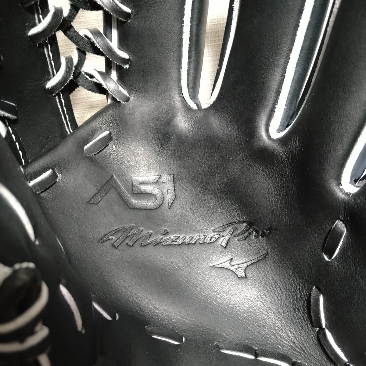 ミズノプロ A51 イチロー 軟式用内野手用 サイズ11 ブラック 黒 グラブ