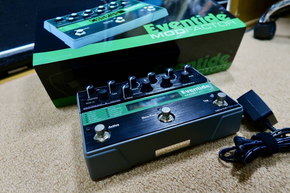 世界限定100台】KarDiaN Vitamin C Army Green Ver. ビタミンC 【公式