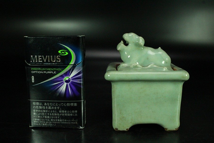 金閣】茶道具 青磁 獅子蓋 四方 香炉 旧家蔵出 送料無料(A359) 2026年