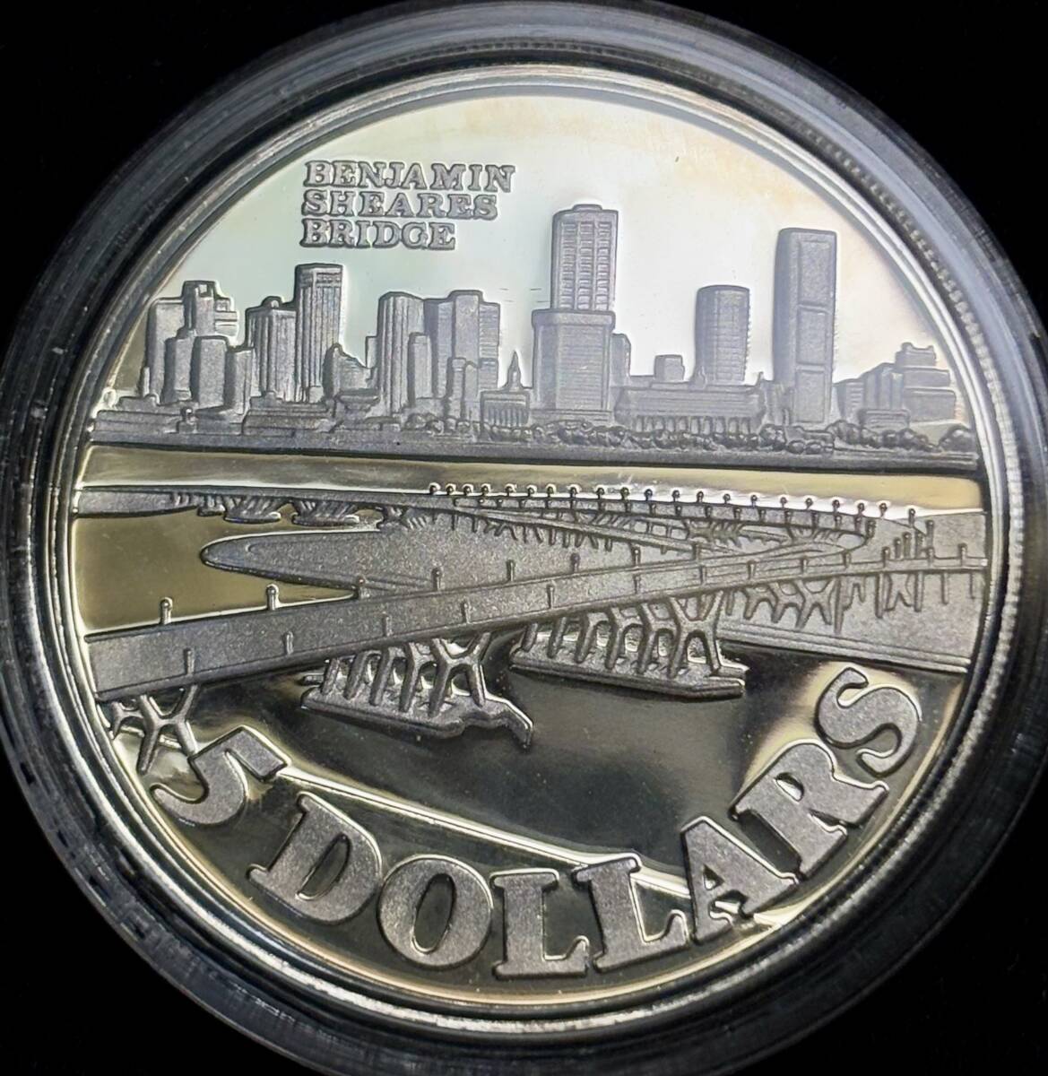 シンガポール銀貨】(1982年銘 18.1g 直径33mm プルーフ) 世界