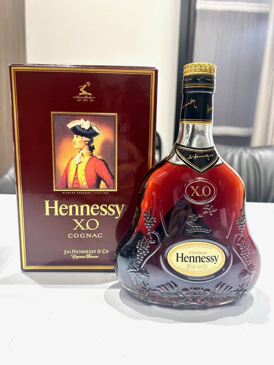 Hennessy X.O コニャック 700ml 限定缶 アイススタンプ 【公式ストア