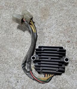 5 当時物 ホンダ純正 CBX550F レギュレーター PC04 CBX400F NC07