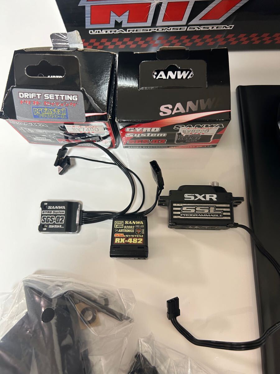 新作，HOT】 サンワ M17 受信機 ジャイロ サーボセット