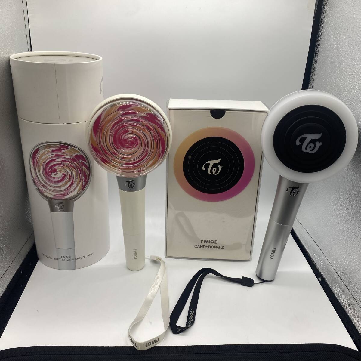 184 中古品 TWICE トゥワイス ペンライト CANDYBONG Z・LIGHT
