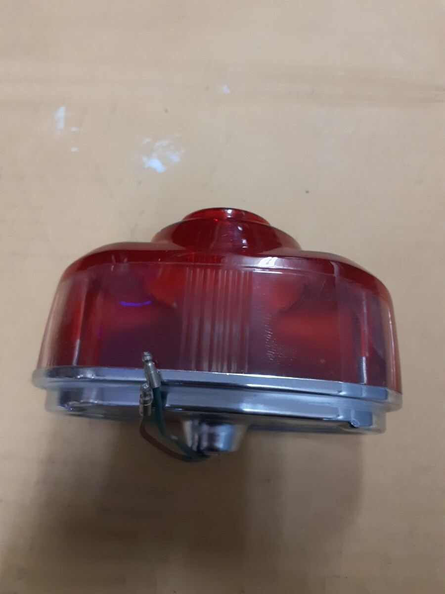 ホンダ 純正 CB72 テールランプ テールレンズ タレ目テール 中古品（検