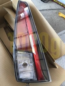 【トヨタ純正新品】TOYOTA 未使用品 ★超希少品★ プリウス ZVW50 テールランプ 下側 前