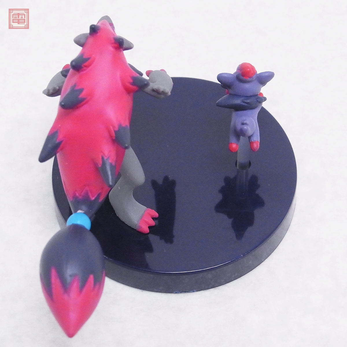 ポケモン 立体ポケモン図鑑 ゾロア/ゾロアーク ポケットモンスター