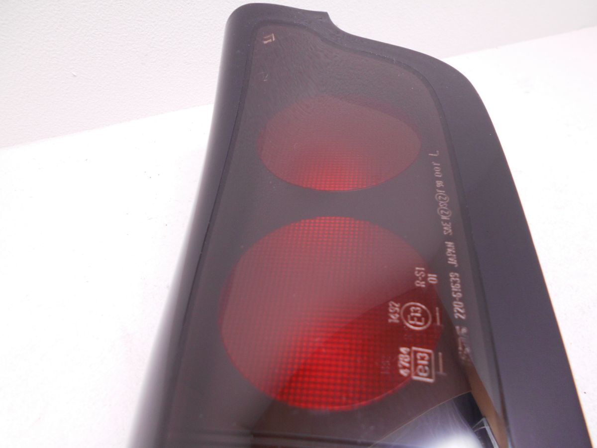 RX-7 FD3S 後期 リア テールランプ 左 中古 テールライト コンビランプ マツダ [1125] RX-7 FD3S - 1UPJ-61981536]RX-7(FD3S 後期型テールランプ左側(中古) RX