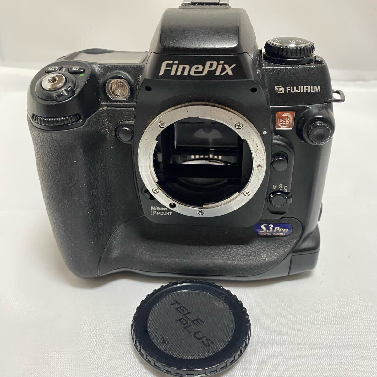 富士フイルム FinePix S3 PRO デジタル一眼レフカメラボディ のみ